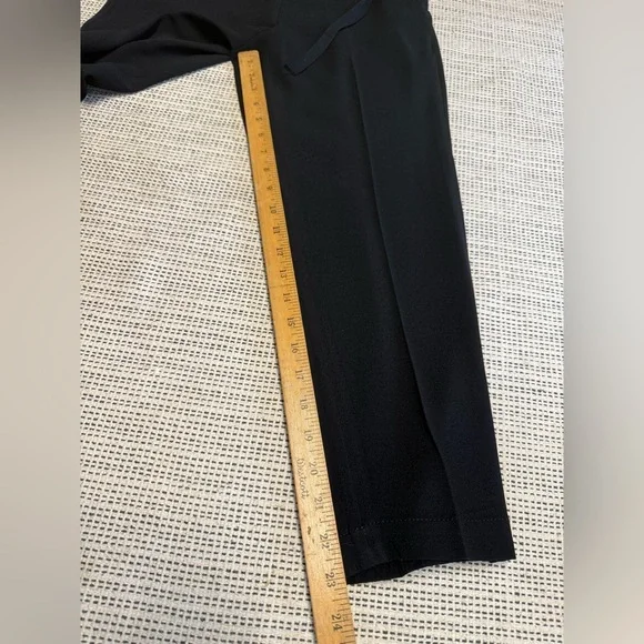 Vince Woman’s Black Pullon Ankle Trouser Dress Pants - Picture 6 of 7